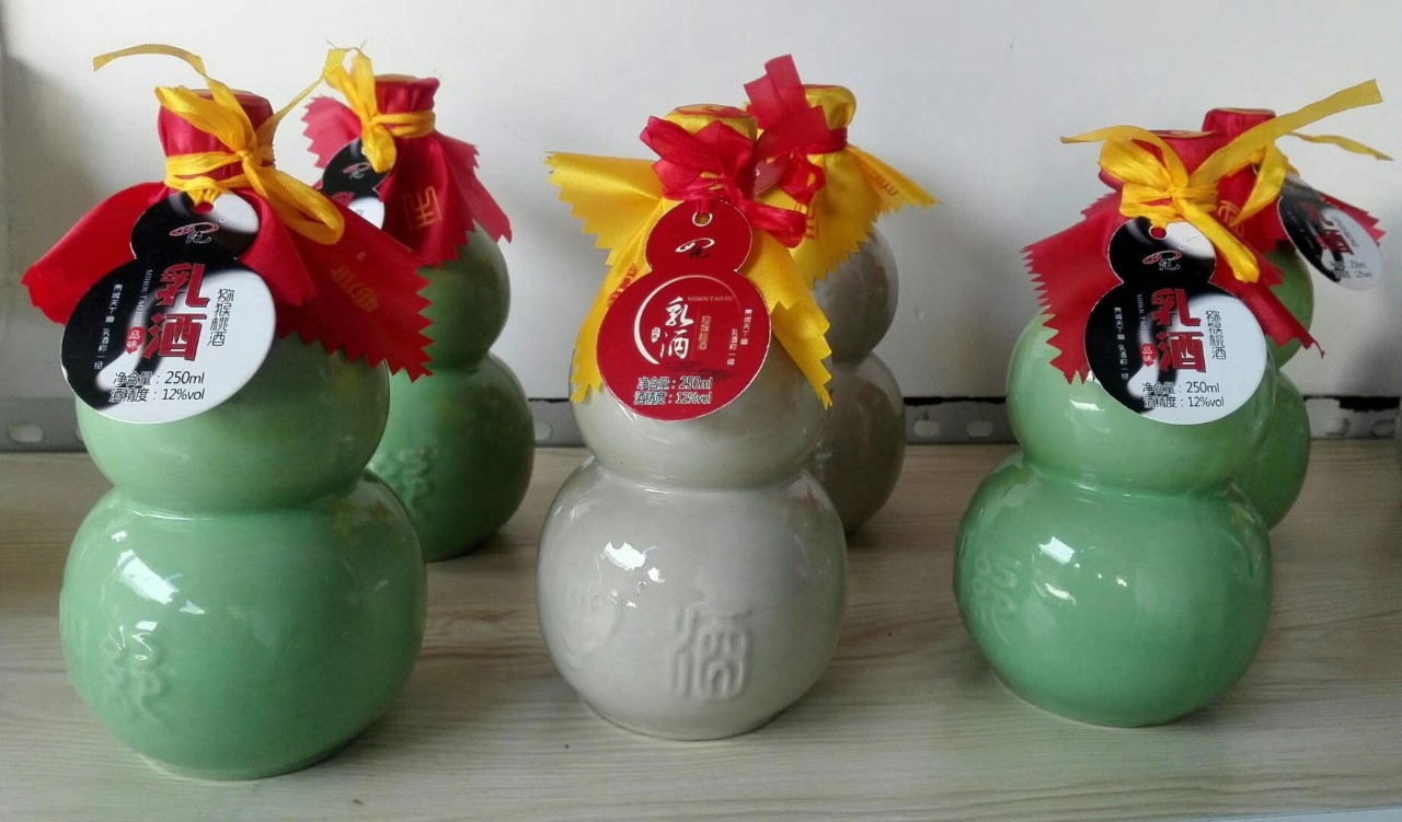 四川特产青城山乳酒青城山猕猴桃洞天乳酒饮料250mi