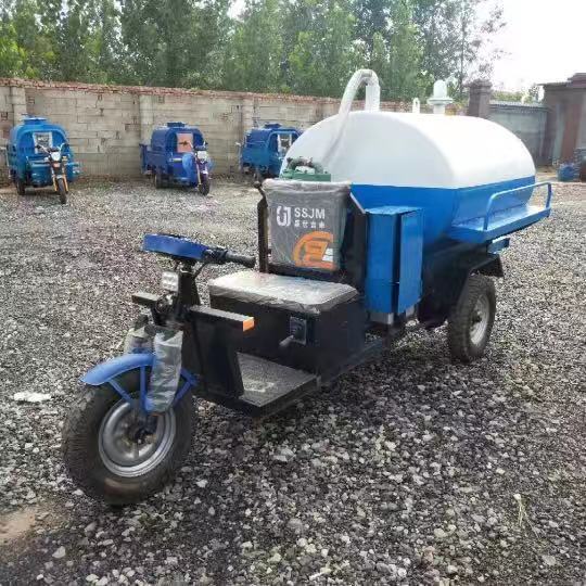 小型电动车电动吸粪车电动三轮吸粪车半封闭柴油三轮吸粪车