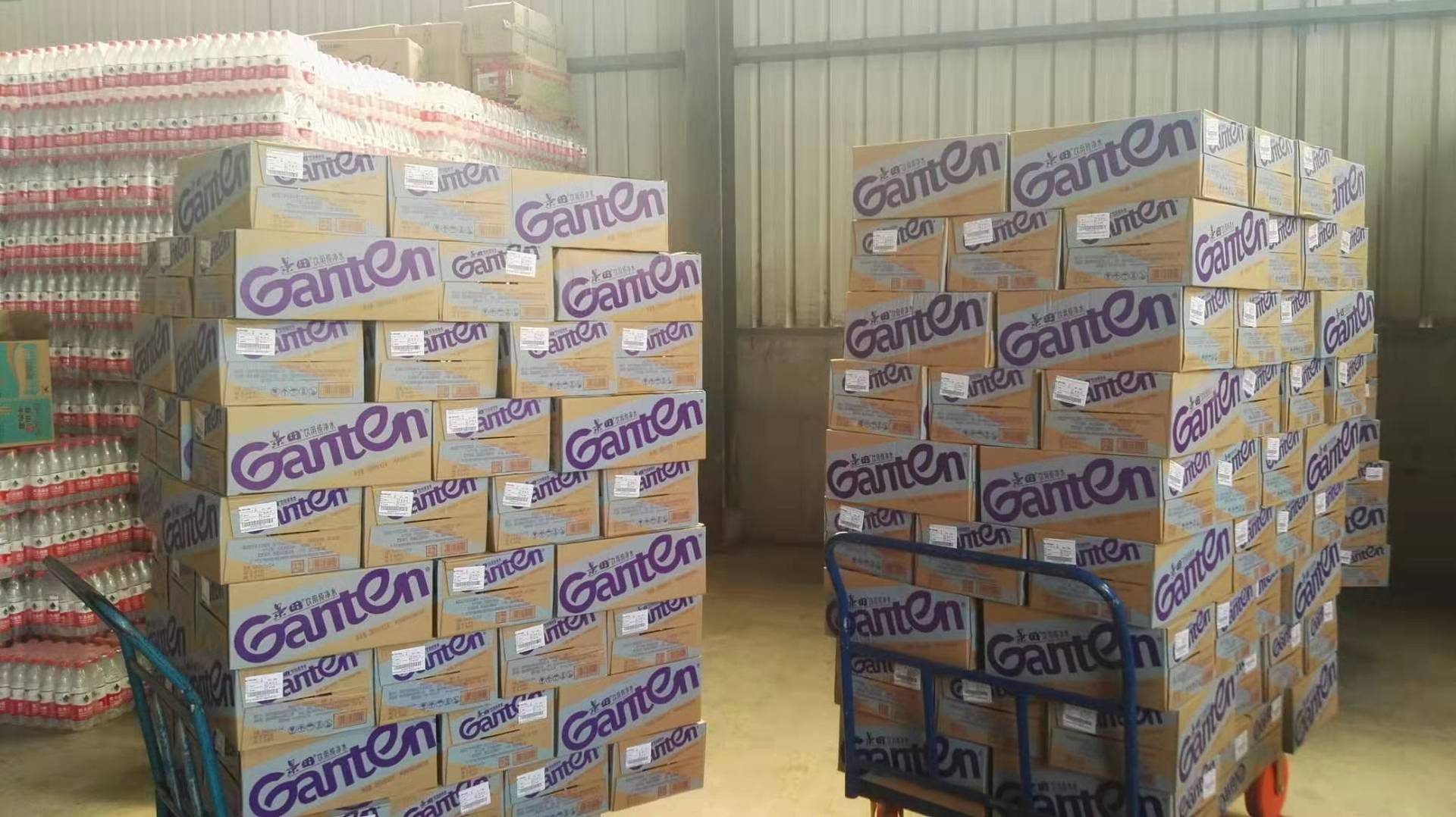 大量批发景田活动酒店矿泉水纯净水 360毫升24瓶整箱 可定制