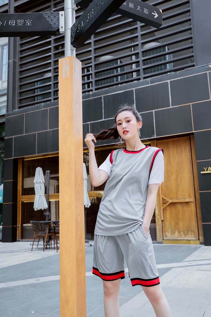 女款特人绿色篮球服公牛红色球服篮球服套装女印字短袖球服定制