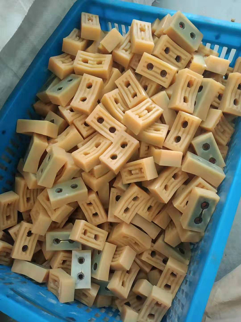 橡胶块双v型 牵引机橡胶块牵引平胶块 v型胶块 厂家批发