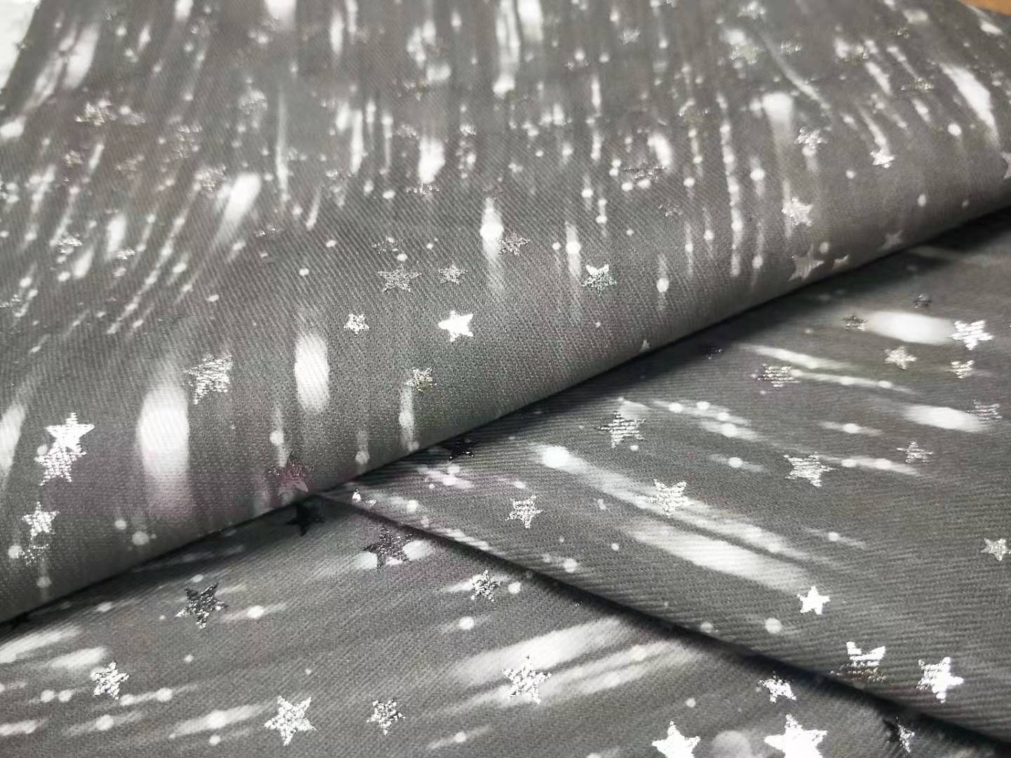 10858有机棉扎染印花五角星 箱包服帽鞋材环保星星面料 工厂现货