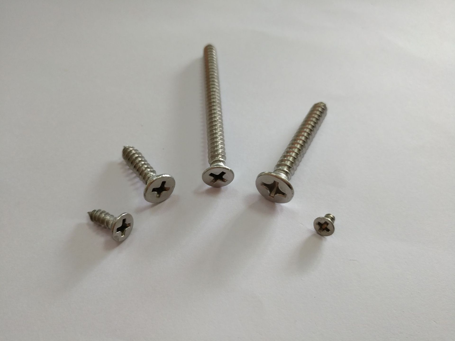 5 厂家现货供应自攻牙螺丝