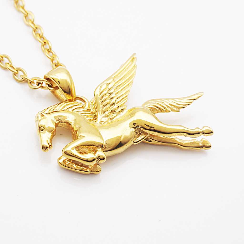 厂家直销 外贸批发 梦幻神马 飞马 好运钛钢项链 不锈钢吊坠 金色