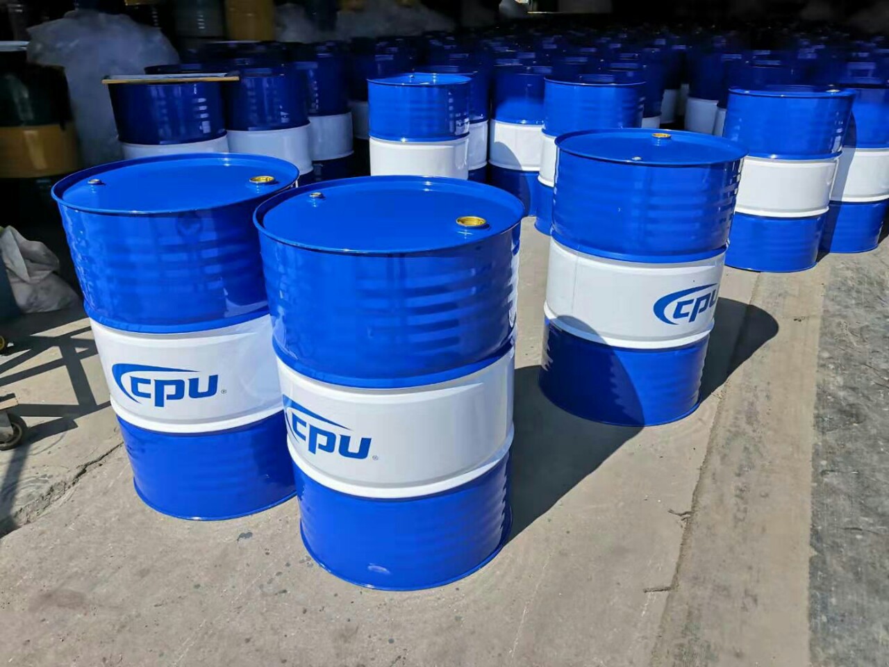 定做各种logo润滑油铁桶