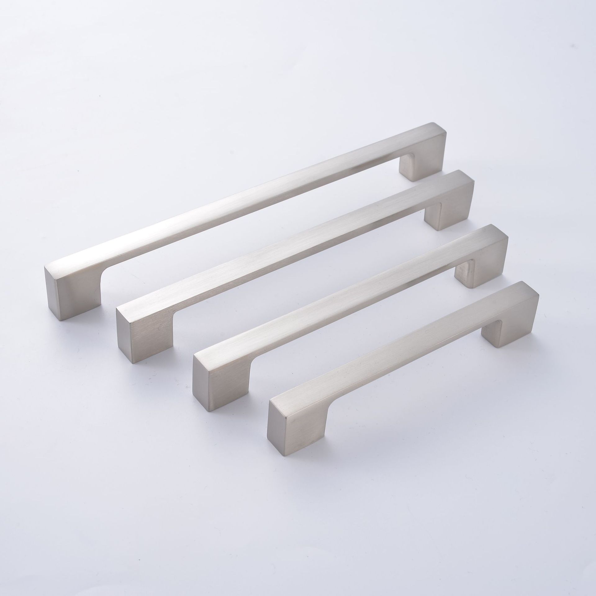 厂家直供铝压铸柜门抽屉实心拉手 铝合金橱柜门把手 五金配件批发