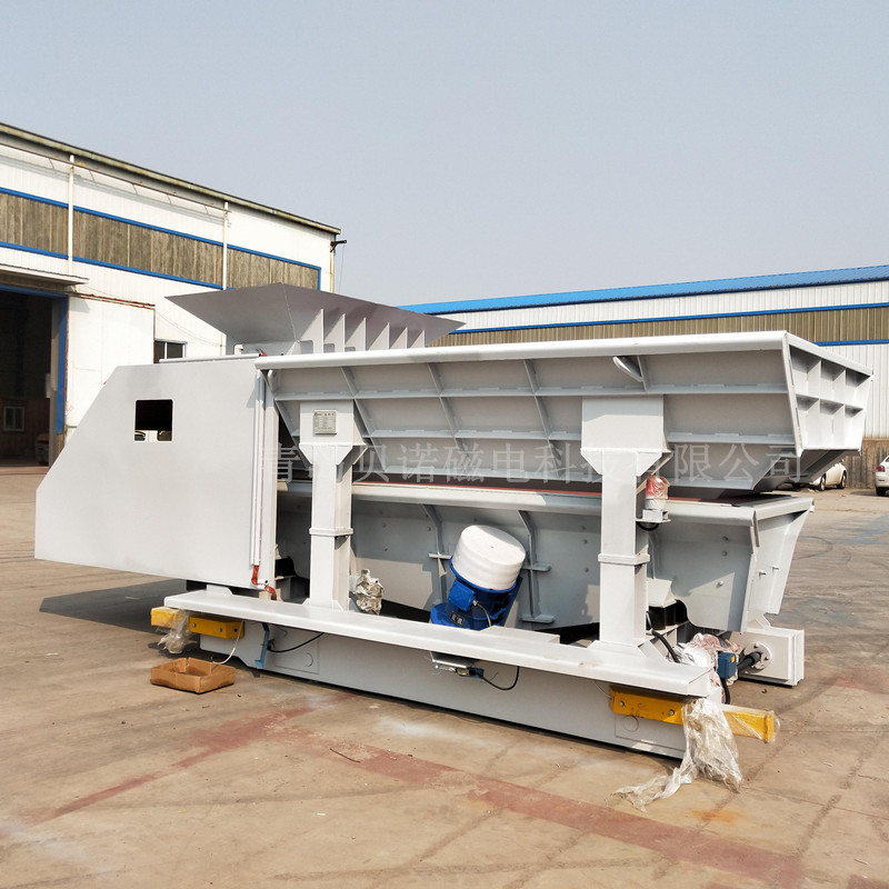 厂家供应 钢厂 铸造厂 中频电炉振动加料车 电炉加料车