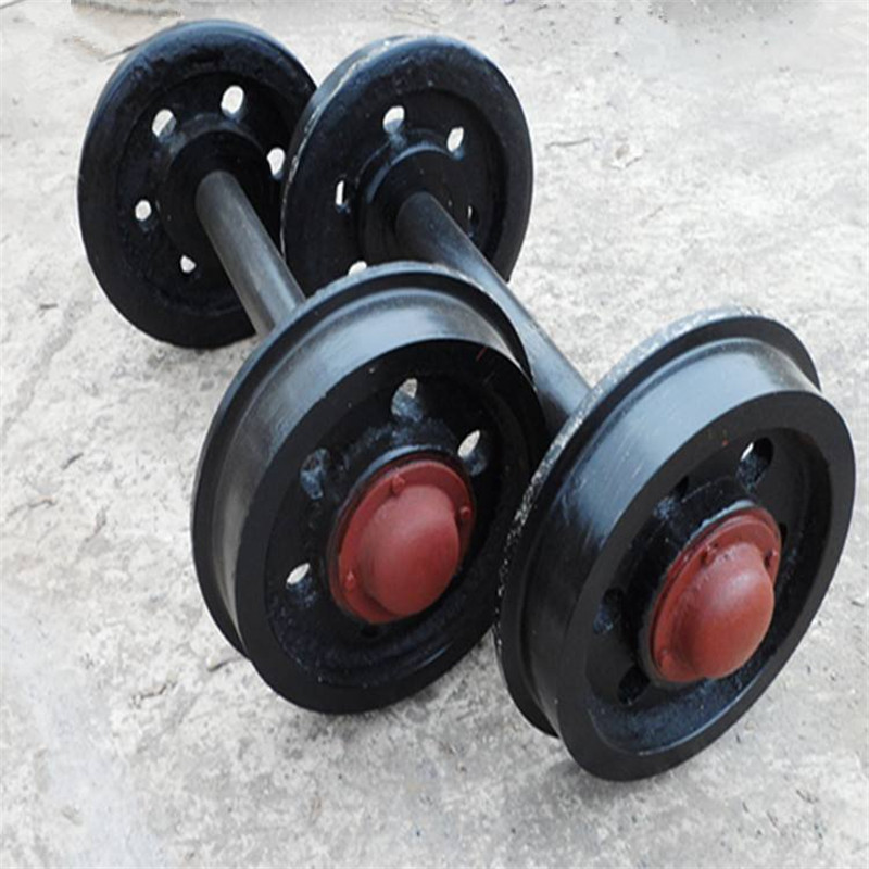 实心空心铸钢轨道轮厂家直销1吨固定式矿车轮φ200600矿车轮对