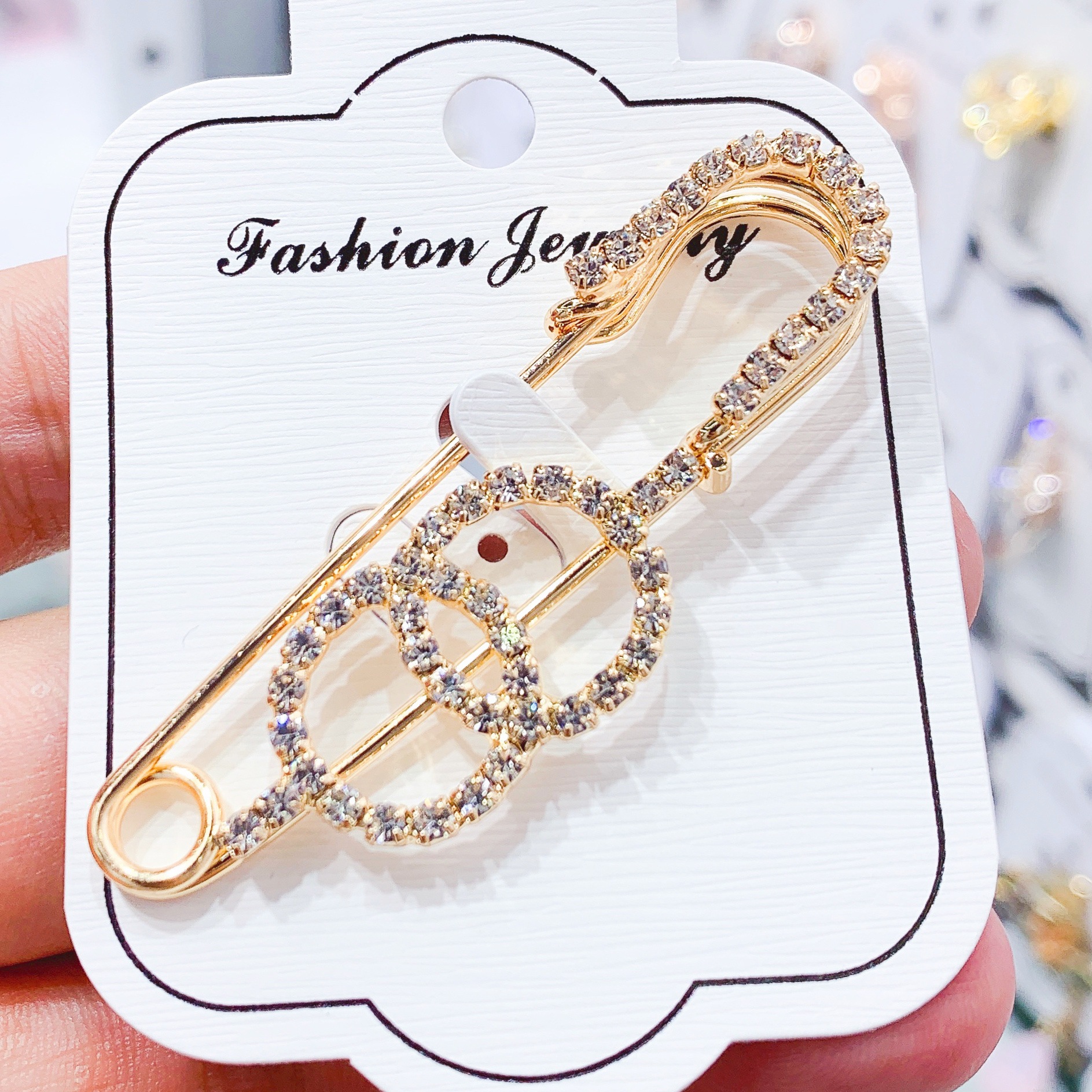 Clothing Cardigan Small Pin Korean All-Match Corsage Clothing Accessories Ins Crystal Brooch Female Anti-Unwanted-Exposure Buckle