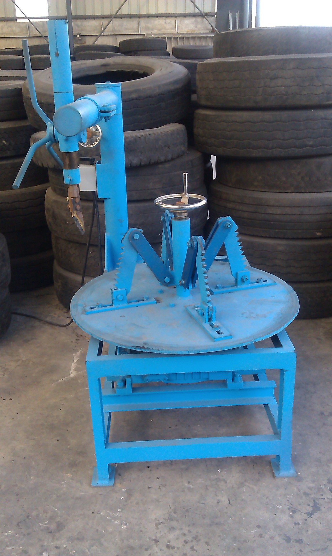 供应废旧轮胎切圈机 大型轮胎割圈机