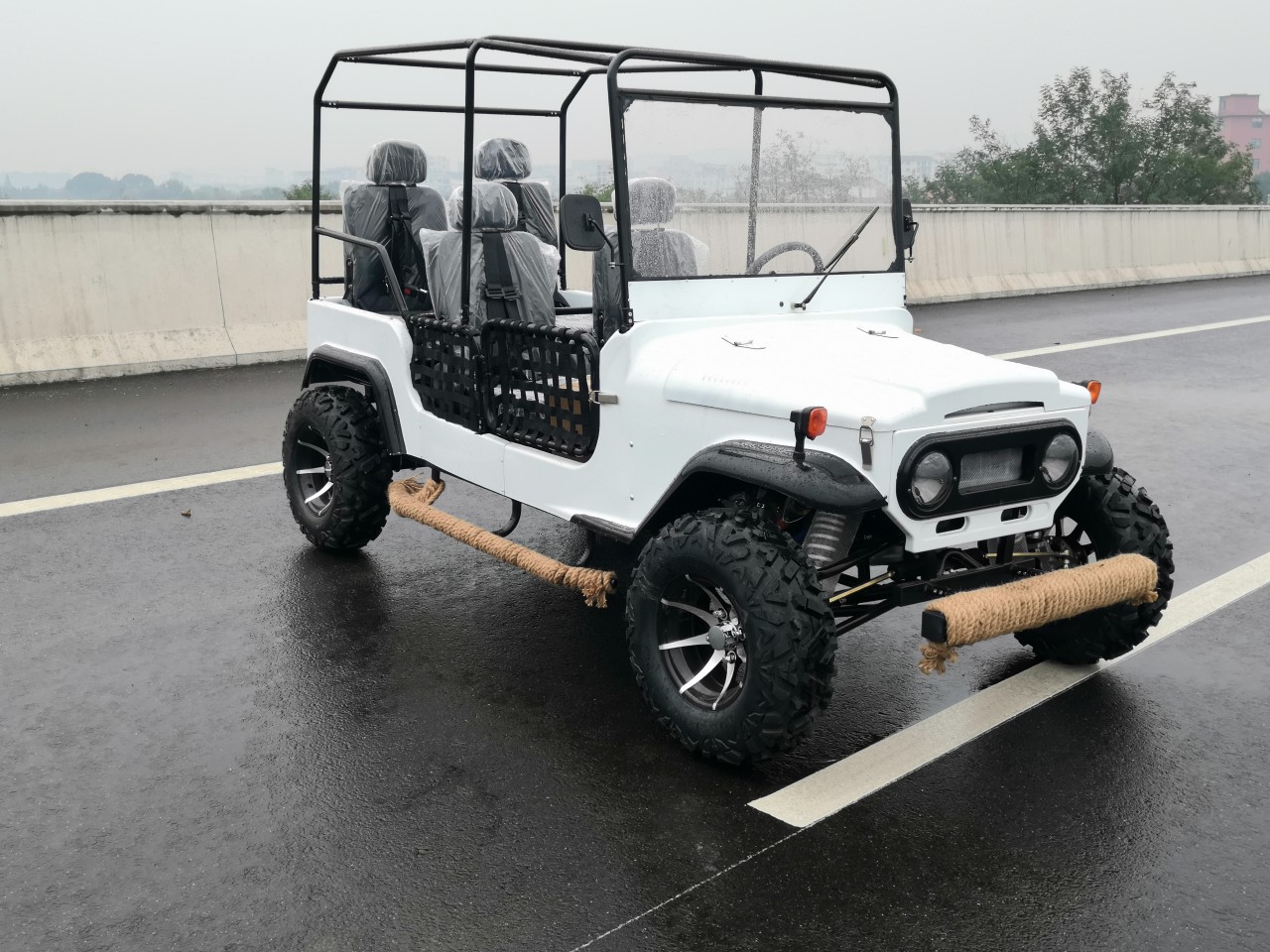 四座全地型沙滩车四轮越野摩托车 水冷轴传动山地成人电动大型utv