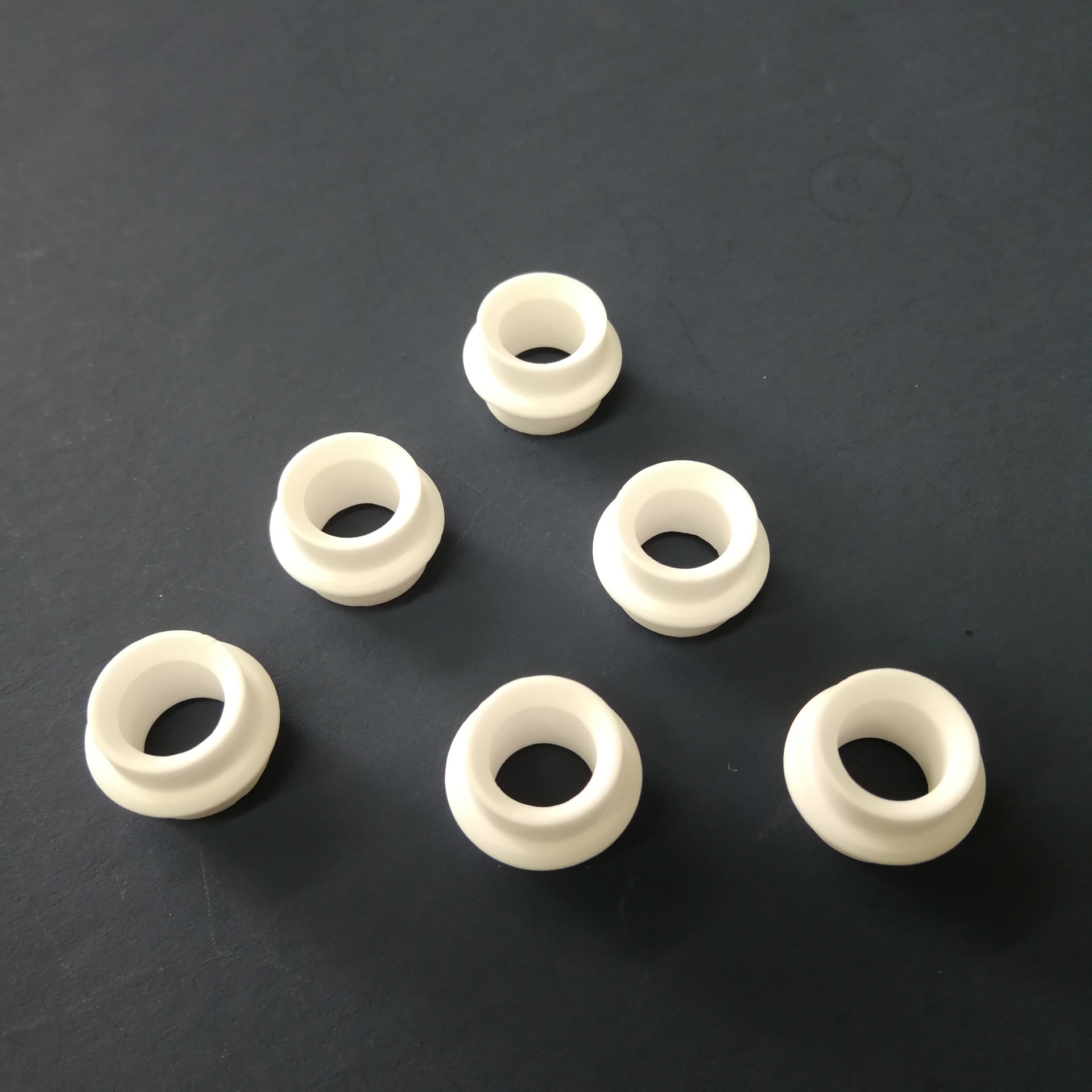 连云港来图定制 氧化铝陶瓷环 精密陶瓷件加工耐磨耐腐蚀
