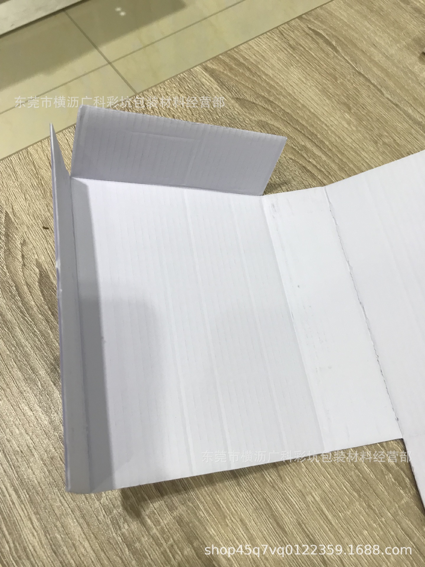 销售化妆品内衬白色三层e坑纸板,f坑g坑个种坑型瓦楞纸板定制