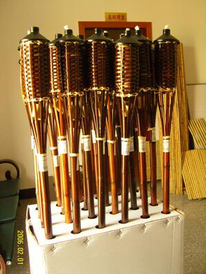 工厂现货天然混色竹火把火炬婚庆节庆篝火晚会装饰户外煤油灯