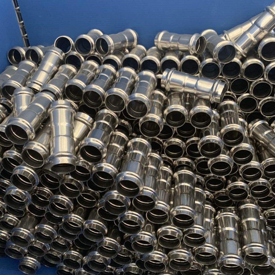 304不锈钢卡压环压水管管件