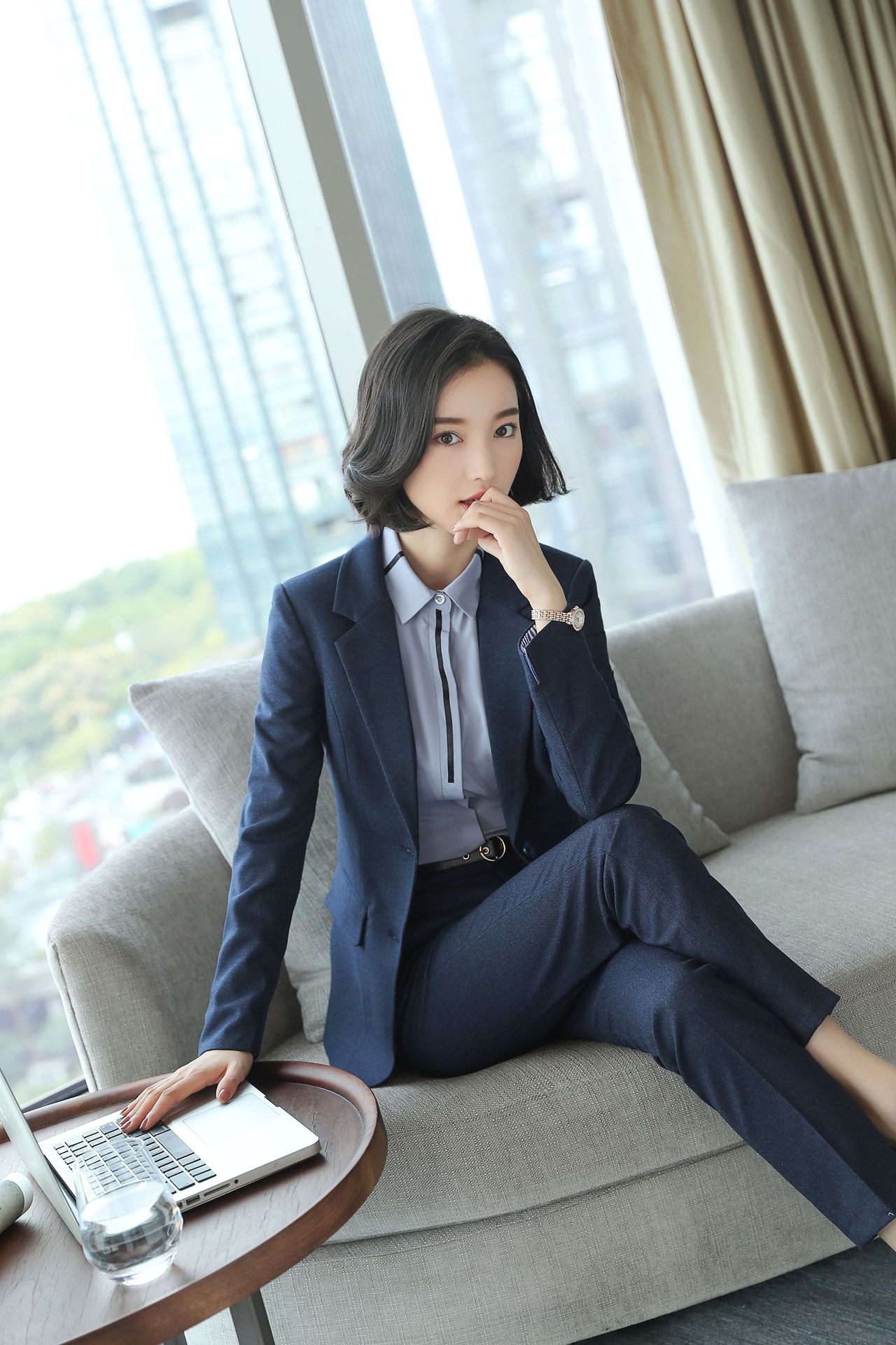 职场风小西装套装女2019新款毛杆面料职业套装女ol气质正装工作服