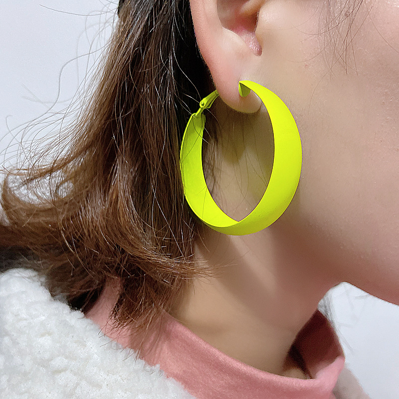 Candy Color Korean Style Fashion Personality Grandeur Big Ear Ring Color Size Circles Wide Surface Elegant Wild Earrings