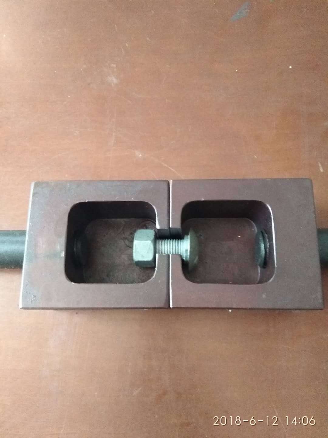 高速护栏专用螺栓拉伸试验夹具护栏拼接拉伸试验夹具螺栓试验夹具