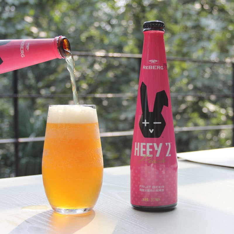 莱宝兔子啤酒批发 莱宝黑色兔子水蜜桃味精酿啤酒批发 307ml*24瓶