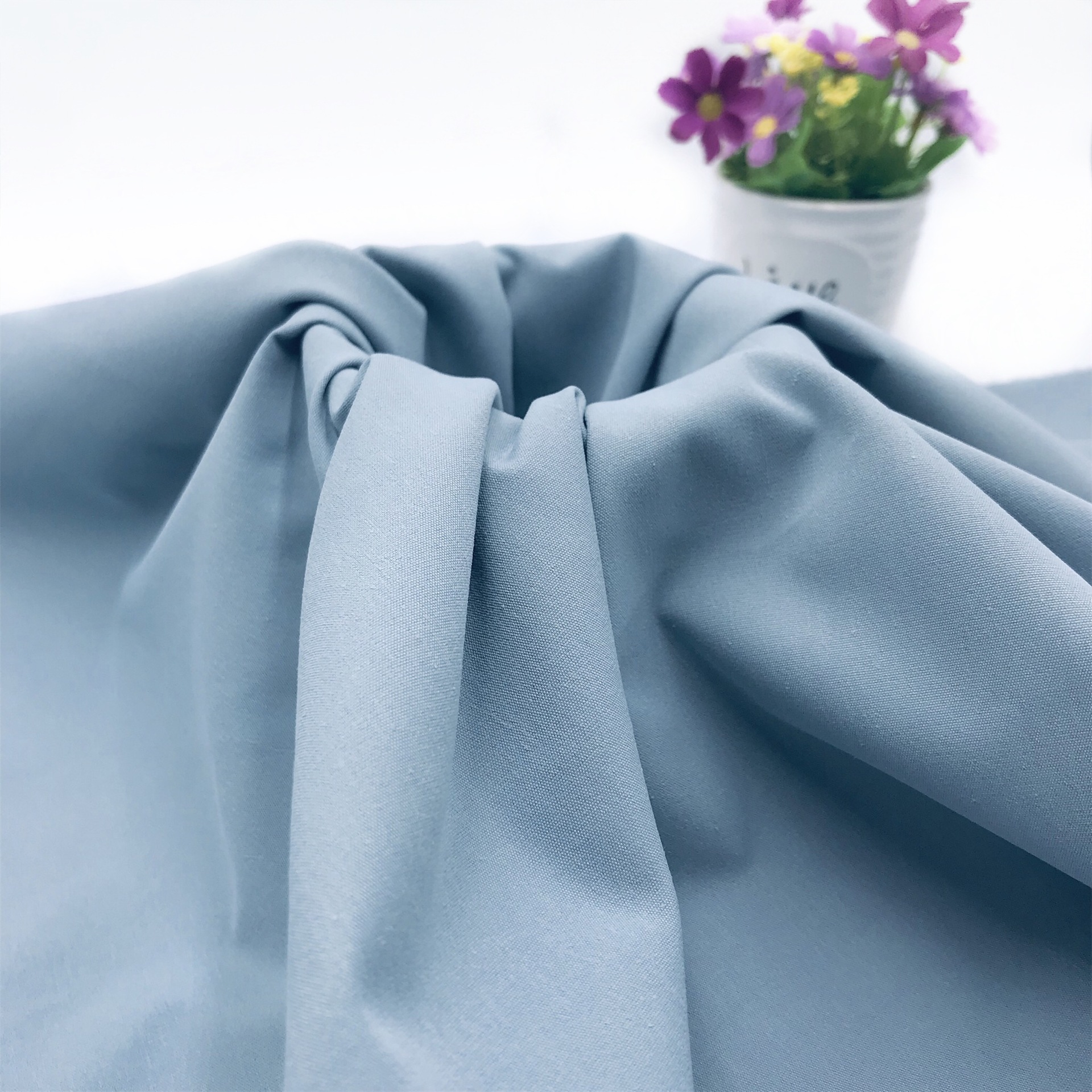 棉感双面平纹 仿棉平纹双芯酷丝棉面料夏季女装时装短裤面料批发