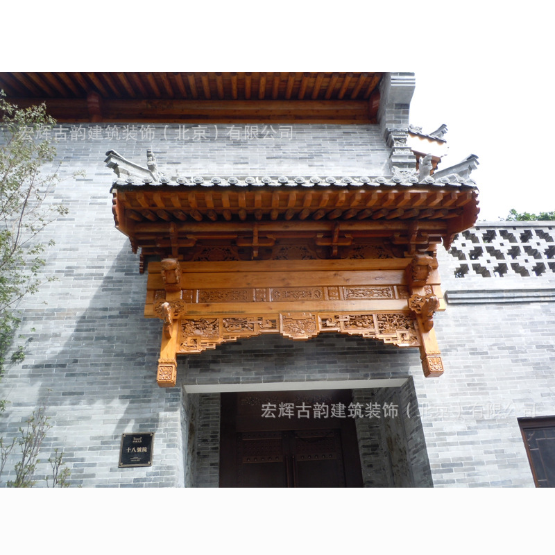 厂家直销雕刻门楼 山西仿古木质门楼 定制古建中式门头装饰工厂店