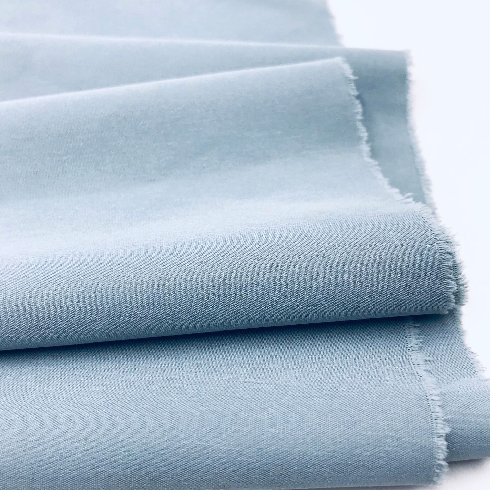 棉感双面平纹 仿棉平纹双芯酷丝棉面料夏季女装时装短裤面料批发