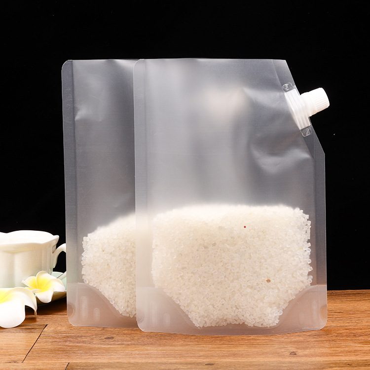 专业定做日用品复合软包装袋 透明塑料换洗衣液自立吸嘴袋