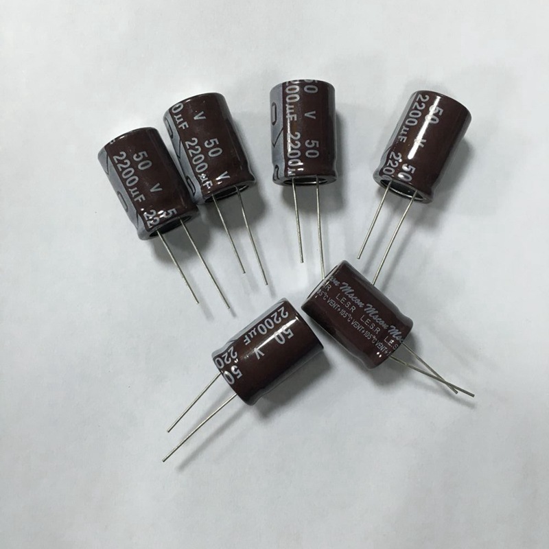 深圳厂家直销电容2200uf50v低压高频高品质引线铝电解电容