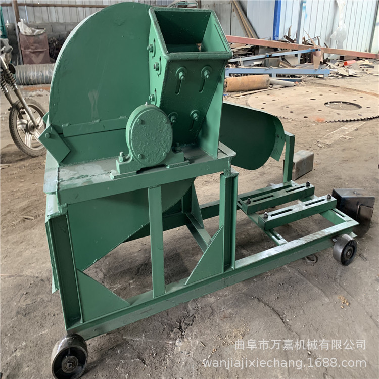 现货圆木杉木边角料粉碎机 多功能模板木材粉碎机 树枝木块粉碎机