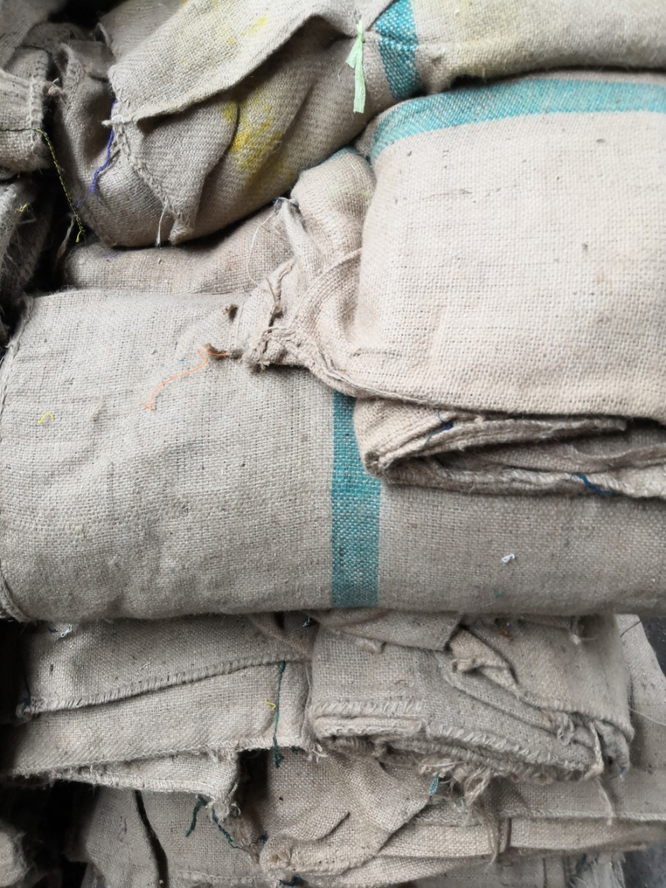 定制全新双丝绿条大麻袋粮食包装沙土五金陈皮装饰保暖麻袋