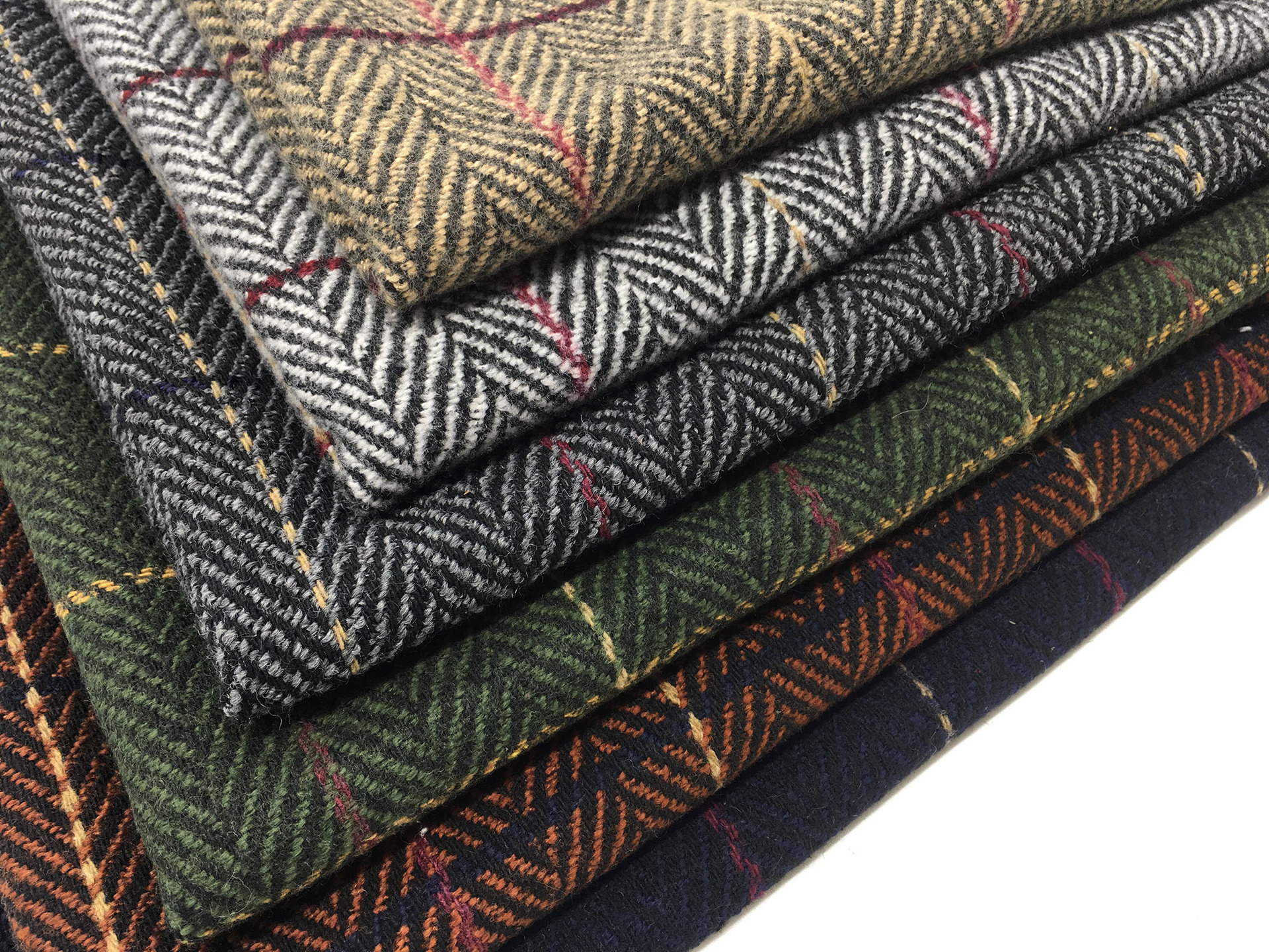 经典时尚人字加厚单面毛呢面料 女装外套风衣单毛呢呢绒粗纺面料