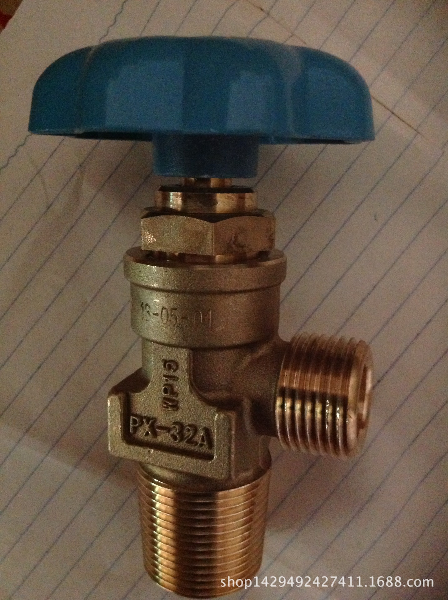 销售px-32a氩气钢瓶阀门,氯气瓶阀