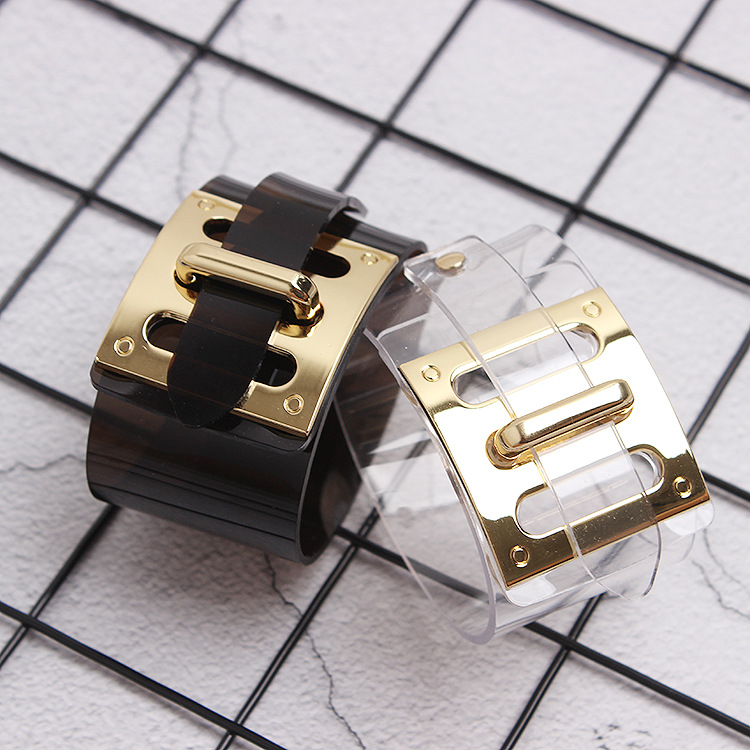 2019新款 网红时尚朋克风摇滚金属搭扣锁扣宽版透明pvc手镯手环潮
