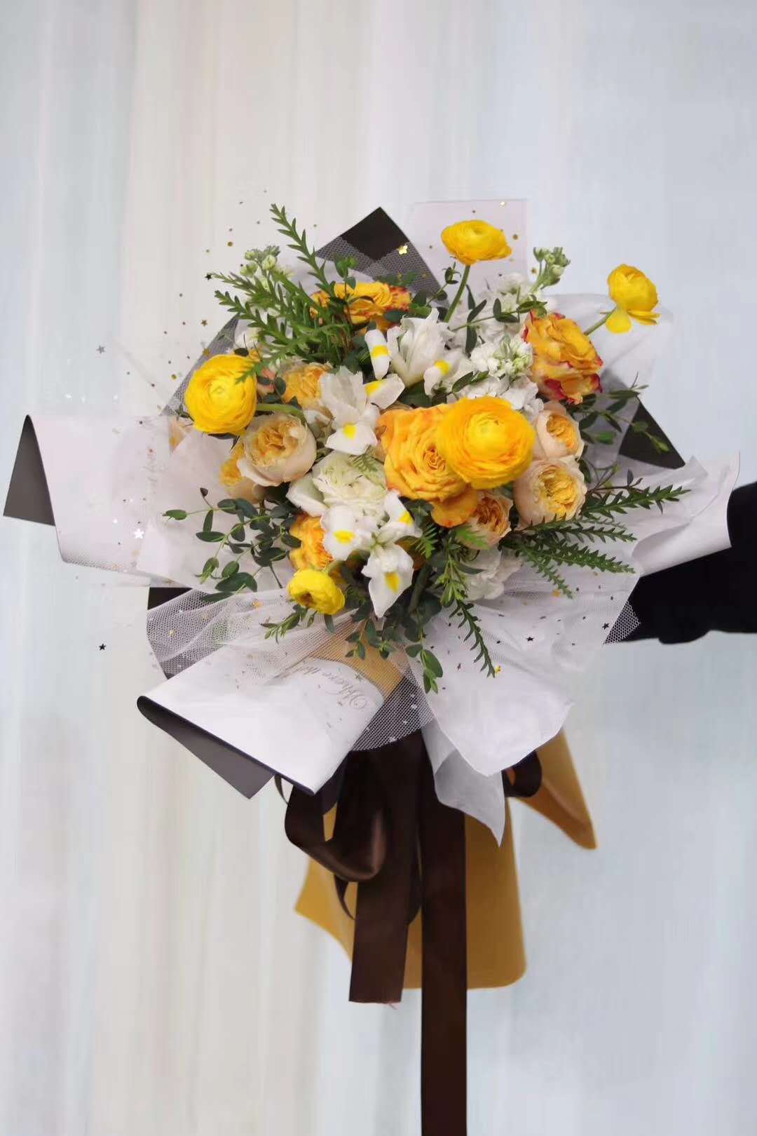 亿通星月纱网鲜花包装纱网星星月亮亮片纱礼盒鲜花包花材料4.5米