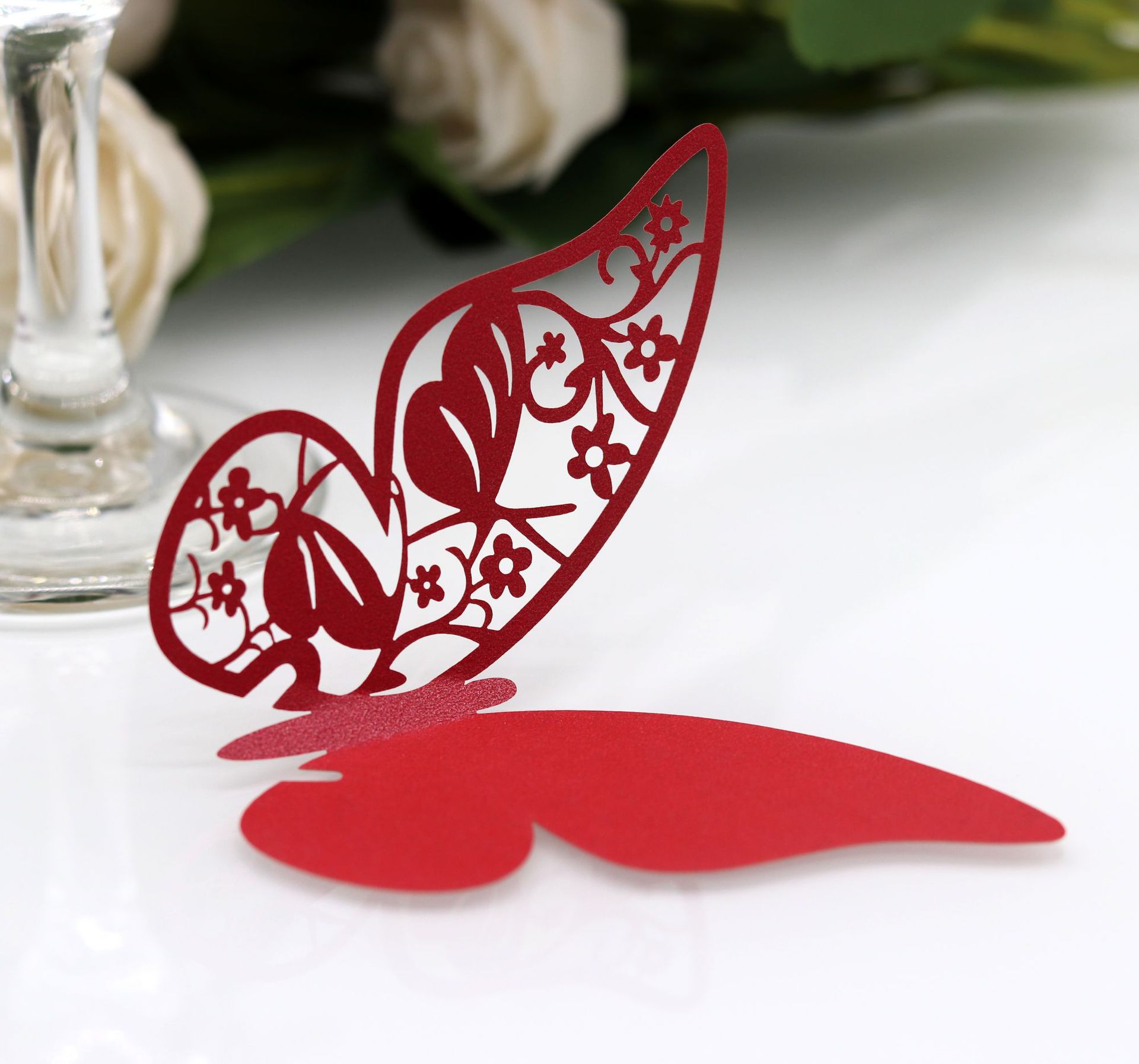 跨境西餐厅立体蝴蝶杯卡纸插卡激光镂空席位卡 蝴蝶墙贴装饰批发