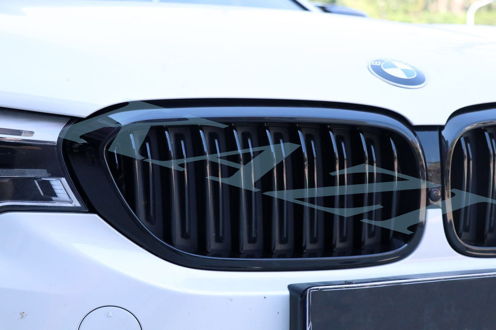 宝马bmw新5系中网格栅g30g38 530 540高亮黑进气格栅 宝马5系中网