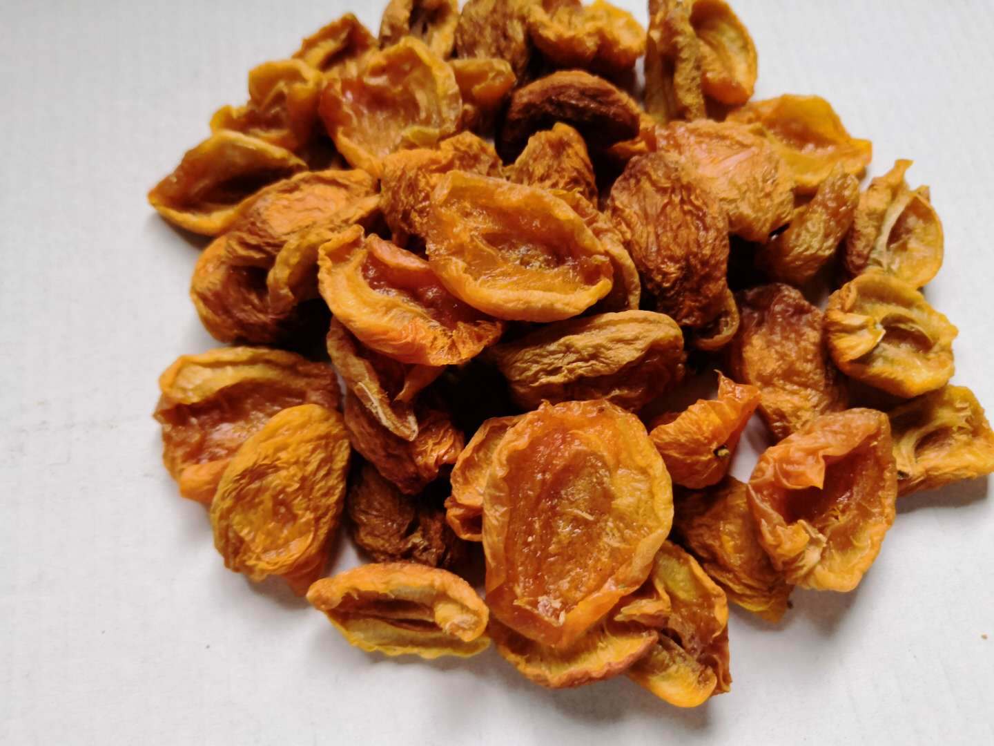 新疆特产切半无核杏干 色买提杏干杏肉 180g灌装无核杏干