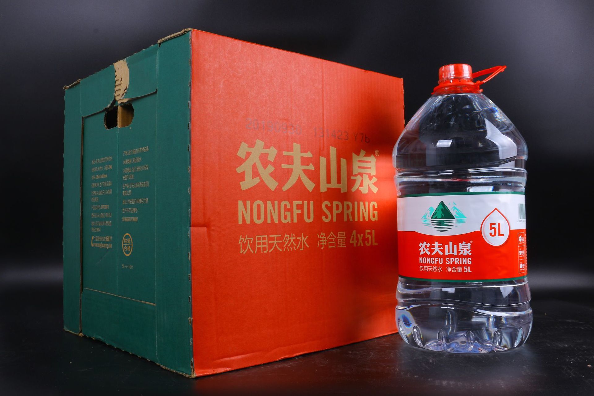 农夫山泉桶装水_4桶装整箱批发 上海地区 农夫山泉5l