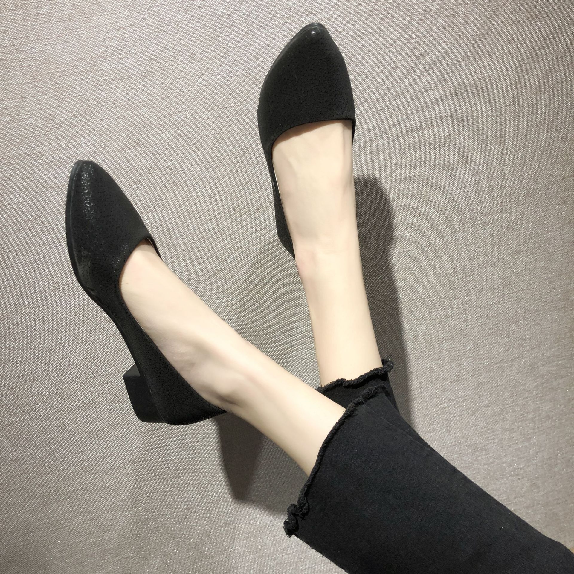 Women's High Heels 2019 Spring New Comfort Shoes for Work Chunky Heel Pointed Toe Simple Women's Fashion Shoes Factory Wholesale