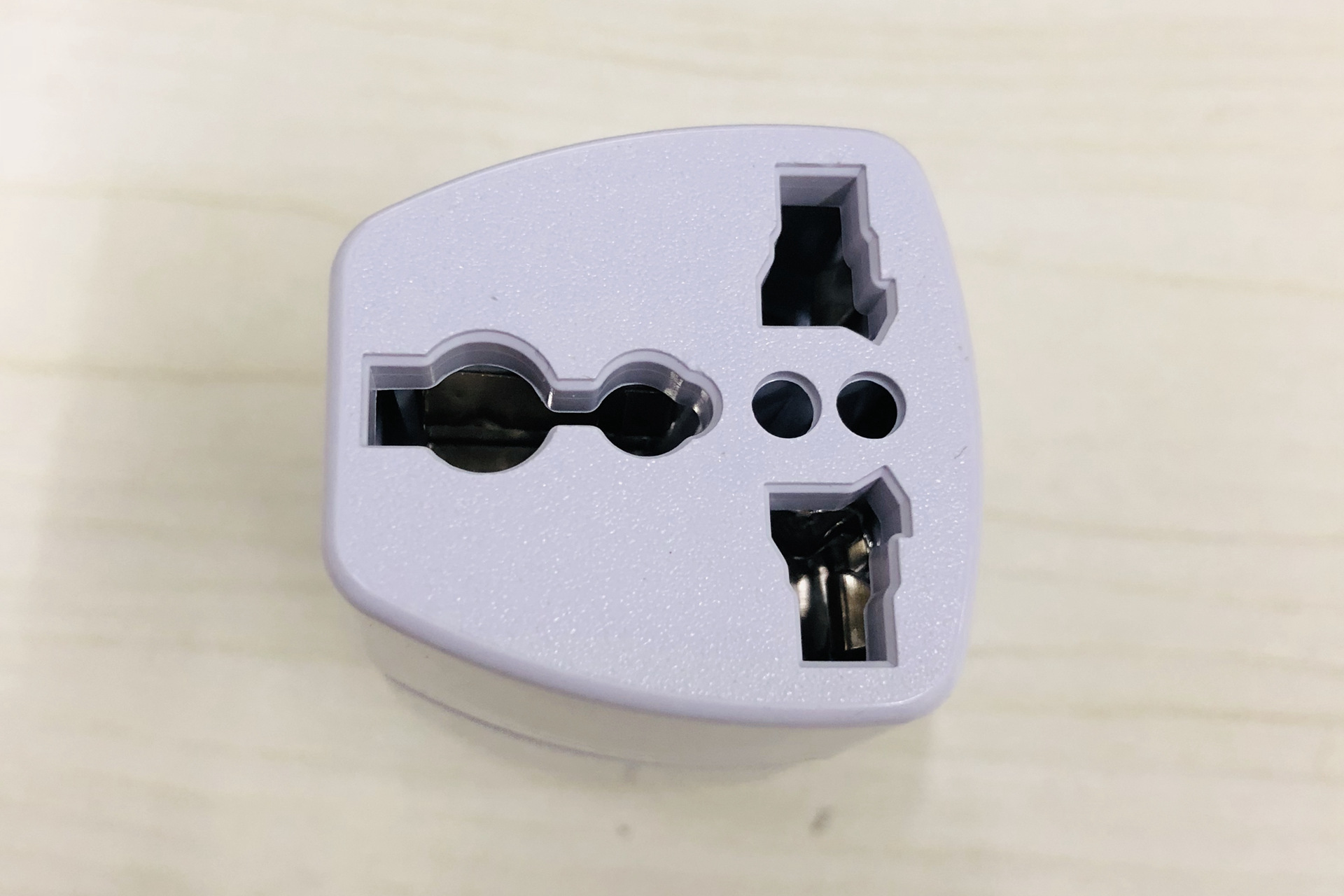 香港转换插头英规转接头英标插座英规旅游转换插头万能转换插座