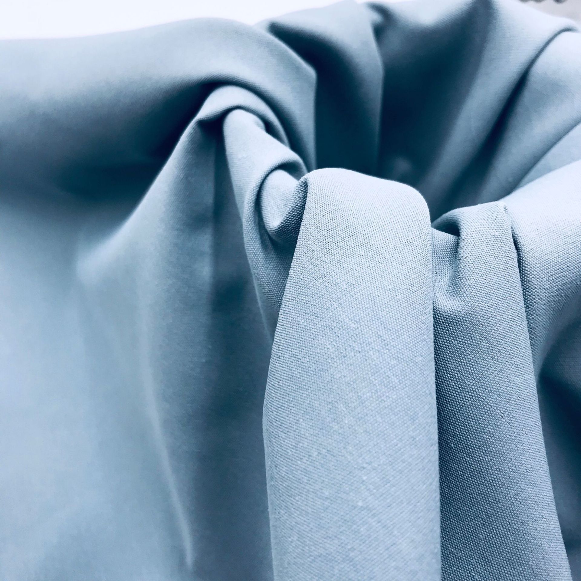 棉感双面平纹 仿棉平纹双芯酷丝棉面料夏季女装时装短裤面料批发