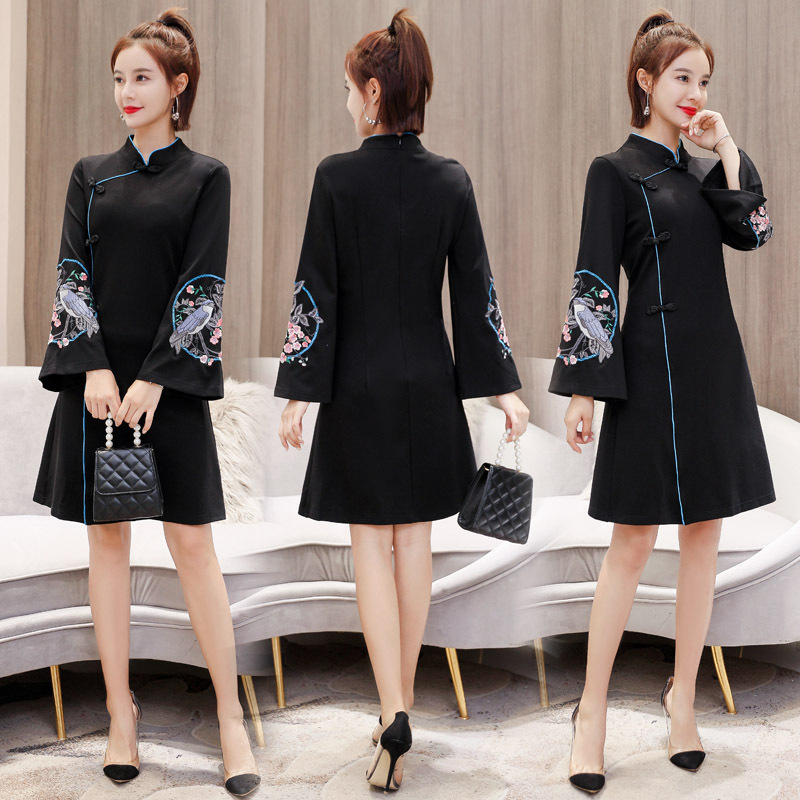 中国风年轻旗袍改良版连衣裙收腰汉服2019秋季喇叭袖成人女士减龄