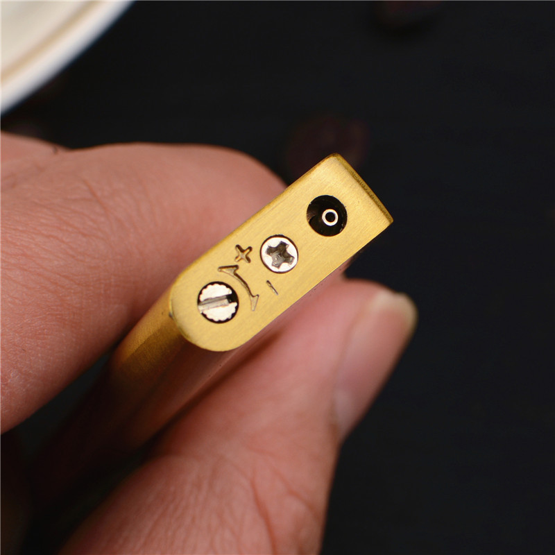 D8001 Long Strip Gas Lighters Windproof Green Flame Mini Slender Lady Gas Personality Metal Gift