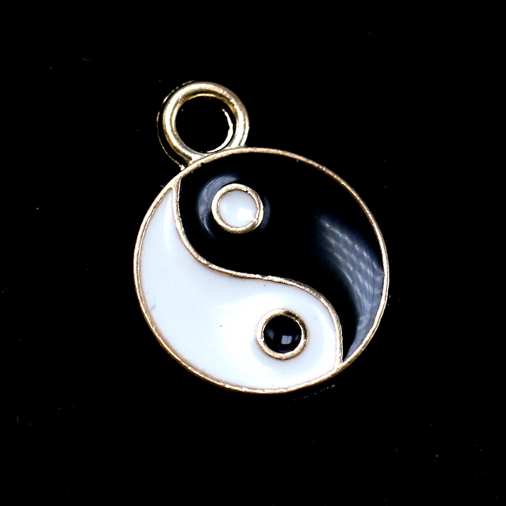 diy饰品配件双面 黑白阴阳八卦太极吊坠挂件饰品合金滴油配件批发