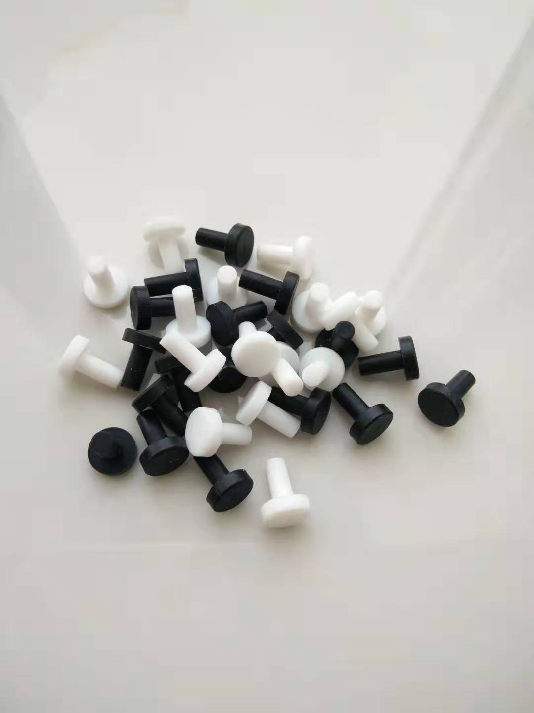 现货发硅橡胶脚垫孔洞塞防尘塞盖子堵水塞防撞塞头耐高温顶端防护