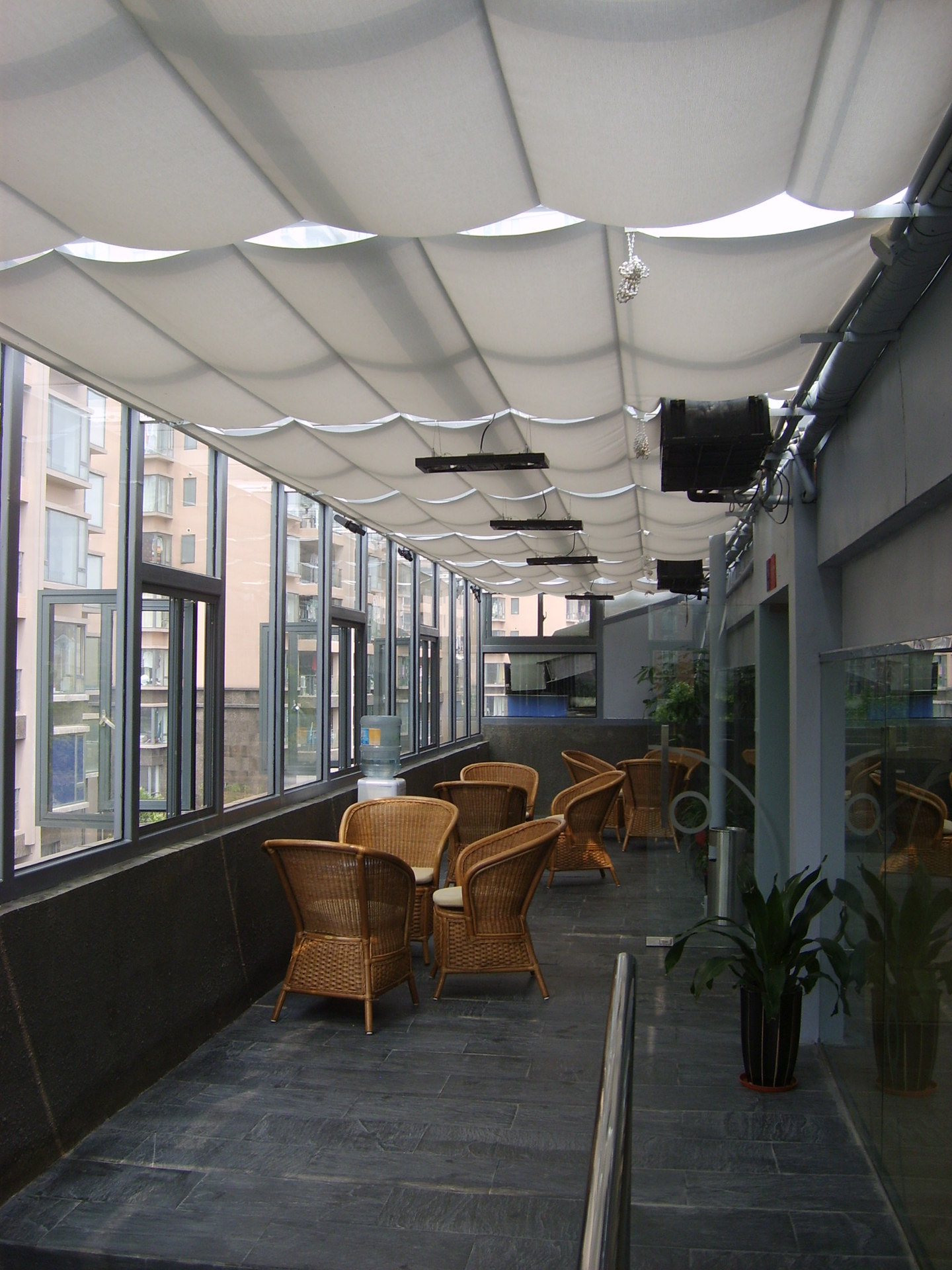 易富电动遮阳帘智能遮阳电动天蓬帘天棚遮阳帘智能家居智能遮阳