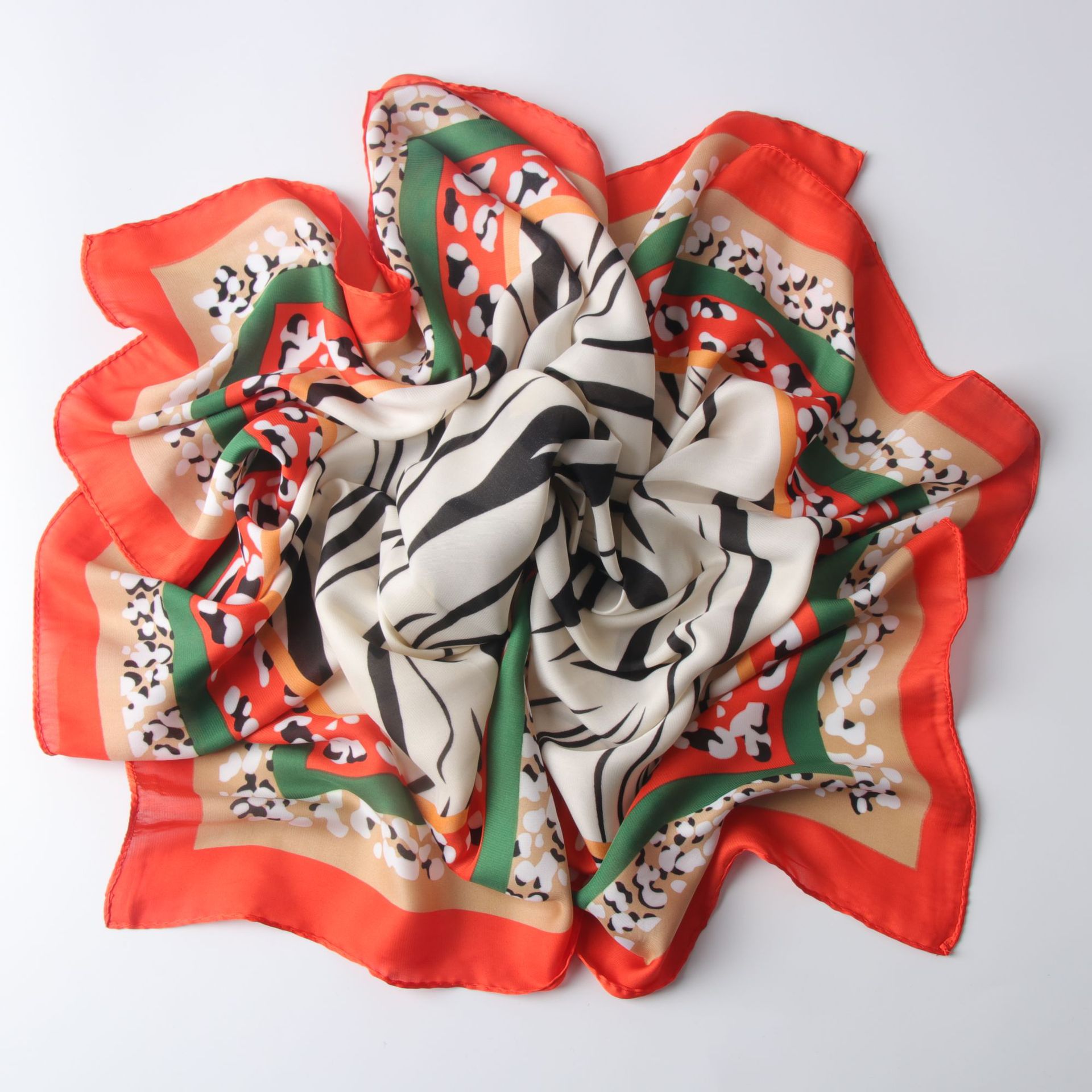 韩版小方巾女时尚百搭春秋丝巾女包包装饰领巾领带70厘米围巾批发