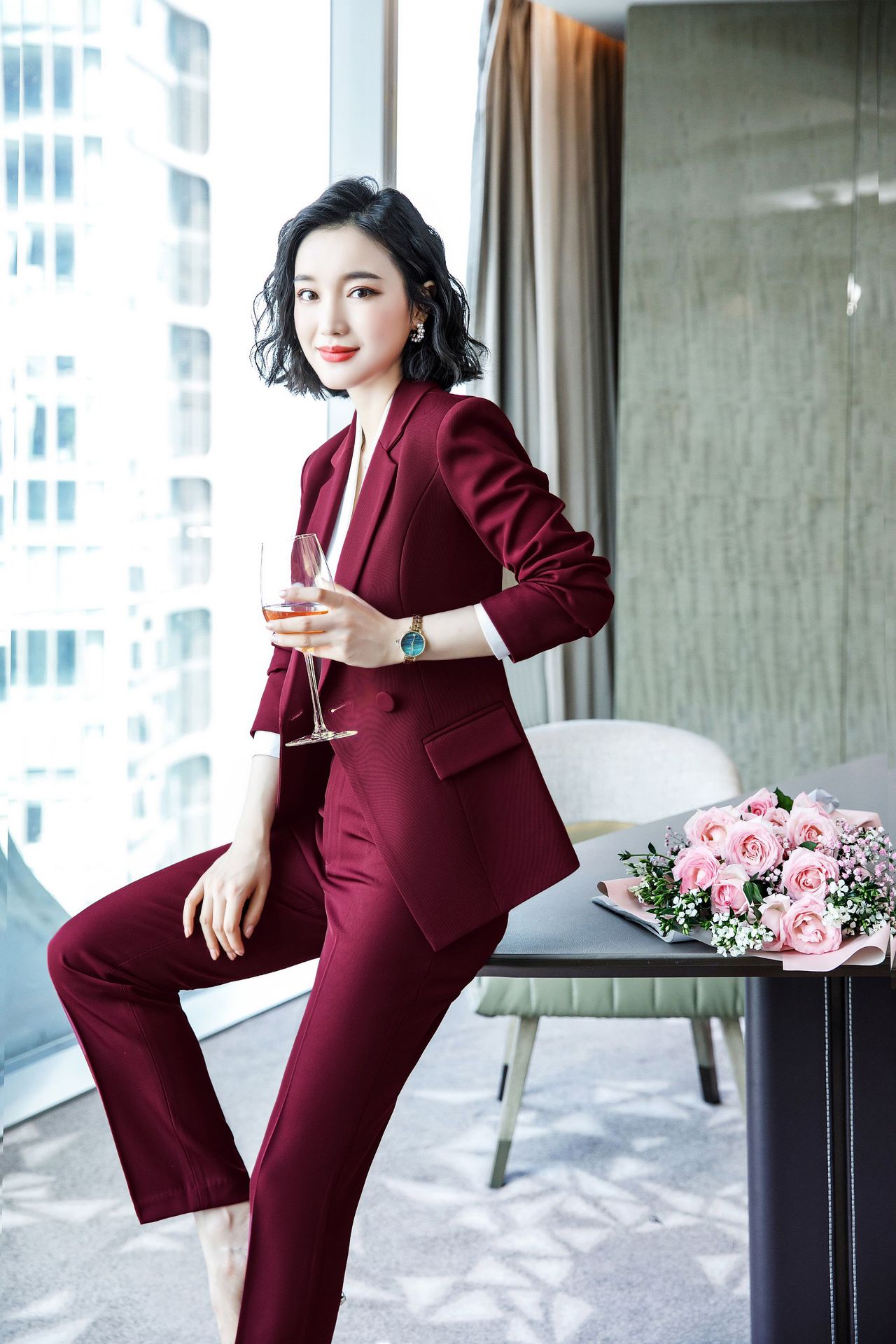 红色西服套装女2019秋冬ol职业装工作服晚会礼会主持人西装外套女