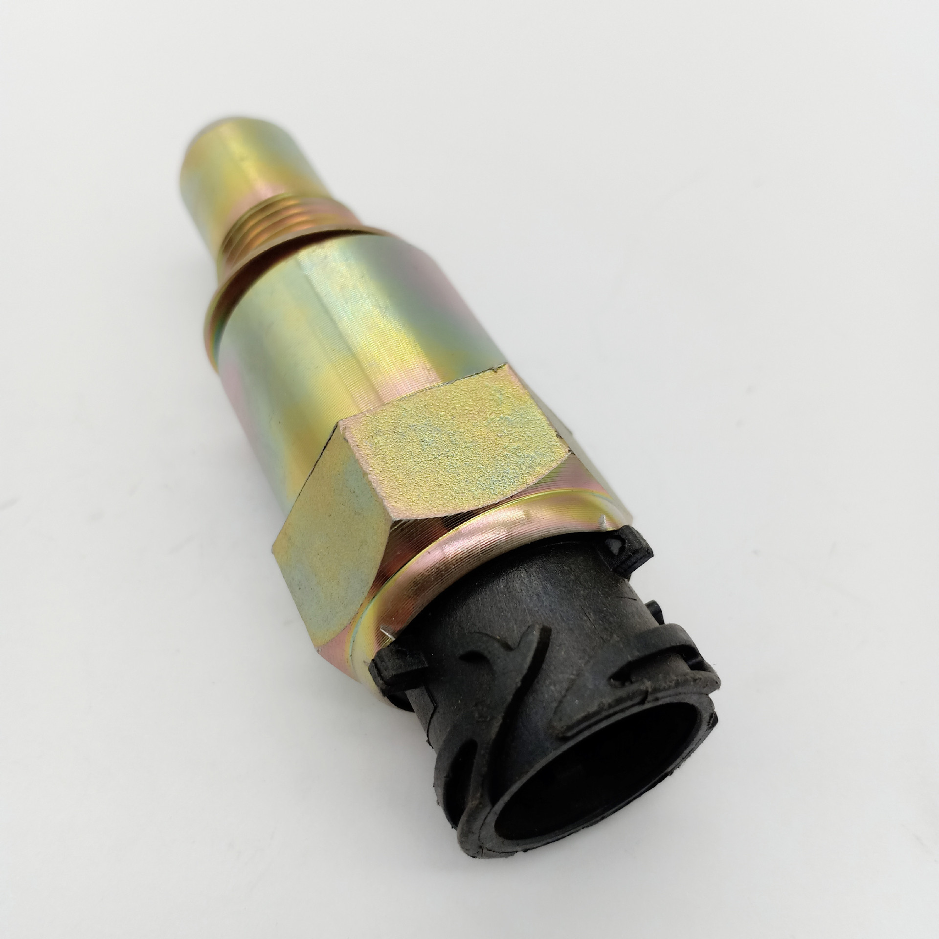 适用于沃尔沃速度传感器cx330220g1转速传感器