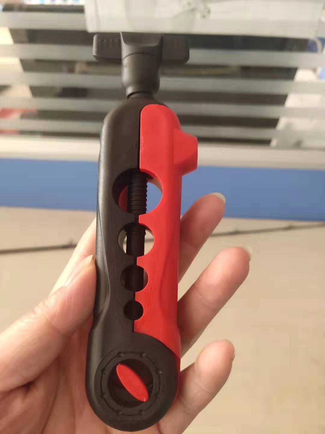 爱路亚鱼竿线轴卷线器速卖通热卖便携式简易上线器缠绕装备批发